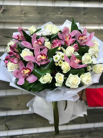 Букет цветов из: Розы и Хризантемы в Кыштовке