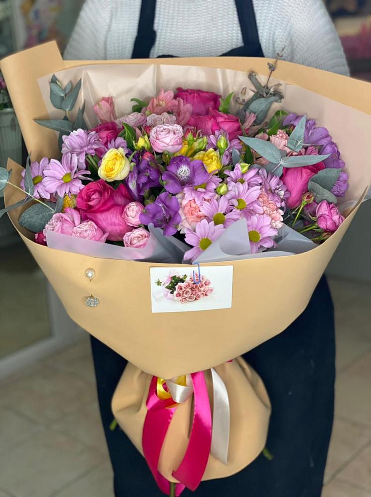 Букет цветов из: Хризантемы, Гвоздики и Альстромерии в Кыштовке