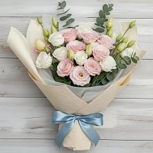 Букет цветов из:  Лизиантусы в Кыштовке