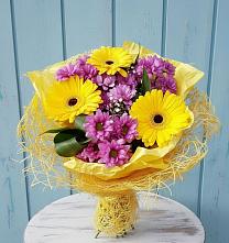 Букет цветов из:  Хризантемы и Герберы #REPLACE_PRED# Кыштовке