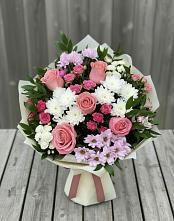 Букет цветов из:  Альстромерии, Гвоздики, Розы и Хризантемы в Кыштовке