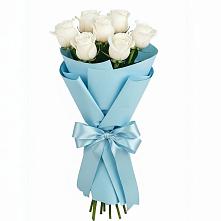 Букет 7 белых роз Проуд в Кыштовке