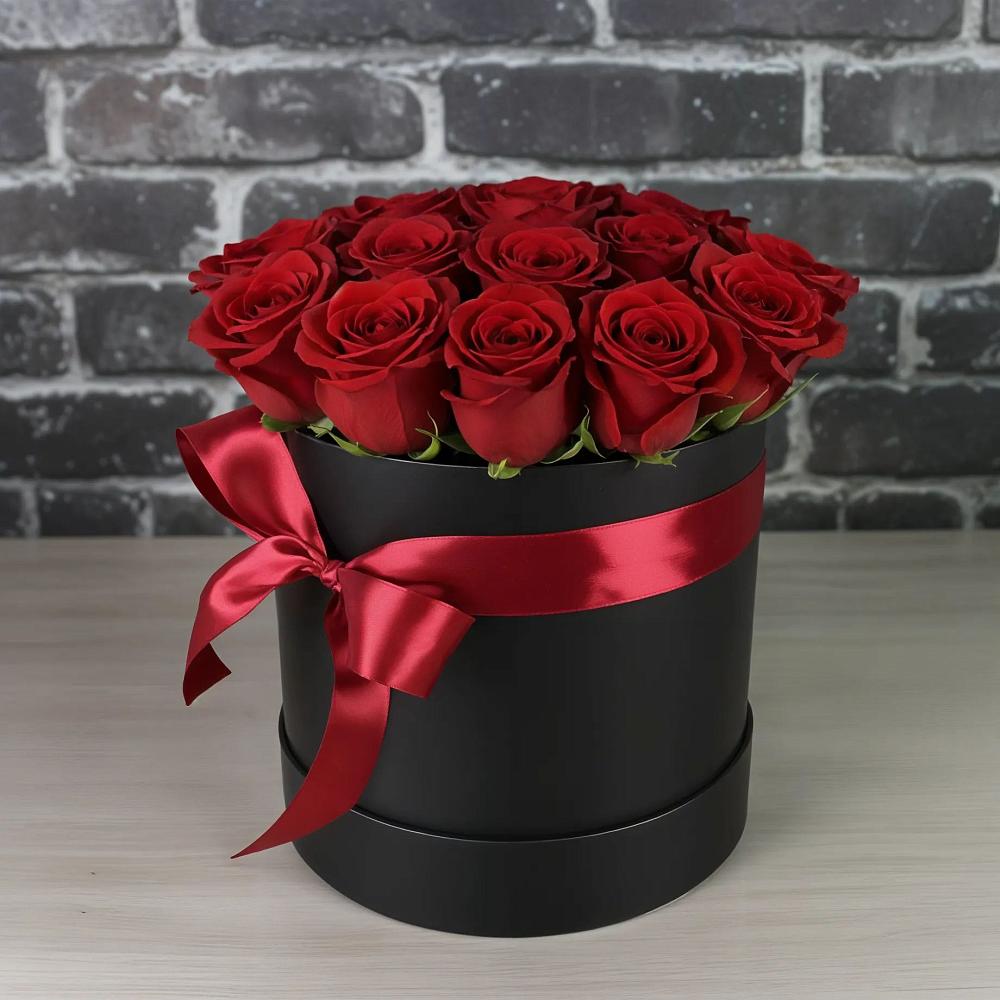 Цветочная композиция из Розы в шляпной коробке в Кыштовке